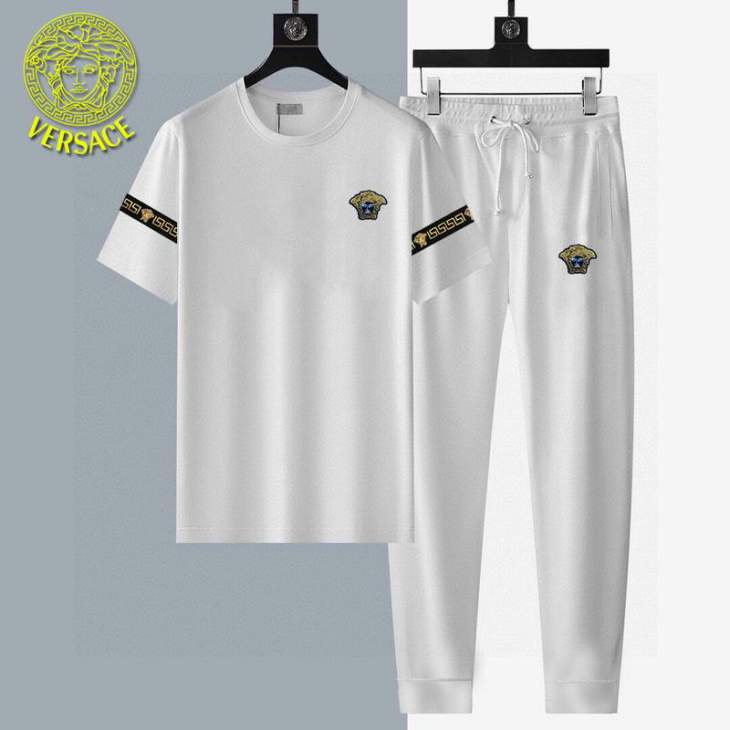 Picture of Versace Shirt Pant Suits _SKUVersaceM-5XL12yr42225117